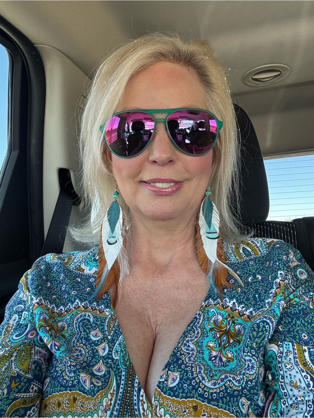 Women’s clothing , shoes,boots, purses, accessories.